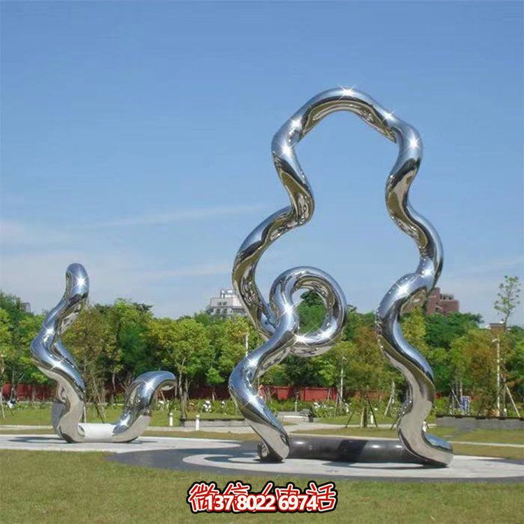 大型不銹鋼異形擺件，為公園綠地增色