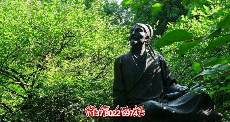 古代名人李白青銅雕塑，讓花園廣場(chǎng)坐擁舊韻