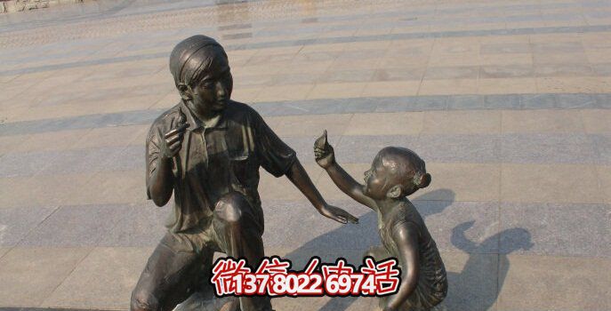 母女銅雕一次游覽公園、參與游戲、體驗(yàn)雕塑的絕佳體驗(yàn)