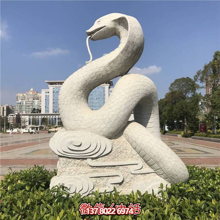 傳統(tǒng)風(fēng)格大理石蛇雕塑，擺放于廣場，給您帶來完美視覺享受