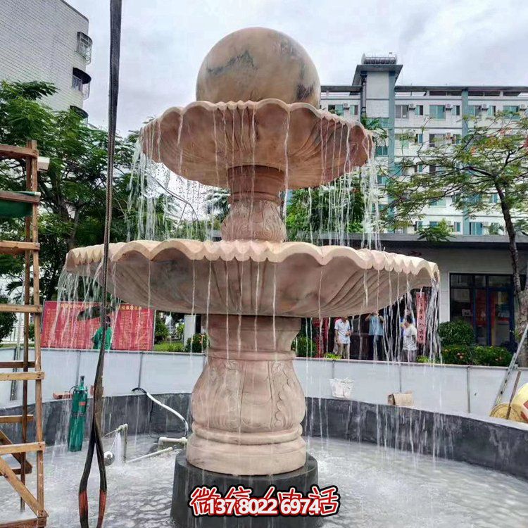 歐式大理石石雕流水噴泉，紅晚霞點綴