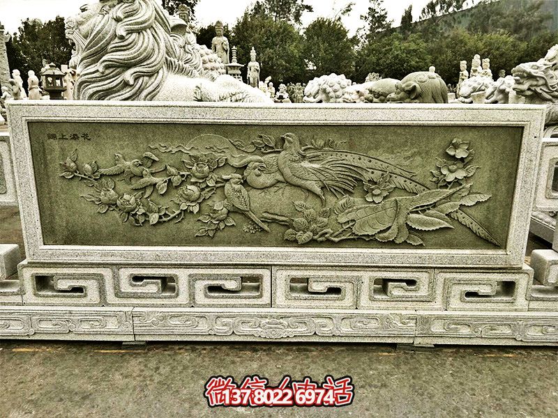 大理石綠浮雕欄桿，為景區(qū)裝飾錦上添花