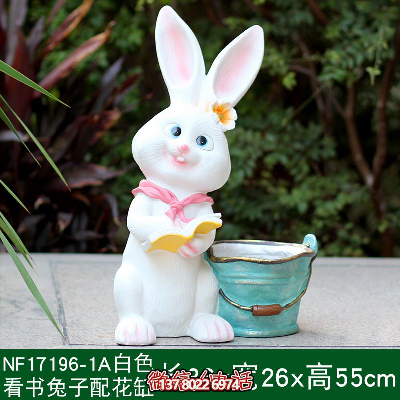玻璃鋼兔子雕塑，為公園增色