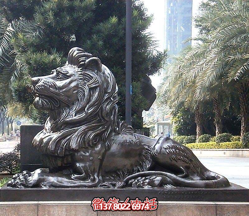 大型不銹鋼獅子雕塑，仿銅臥著雕塑