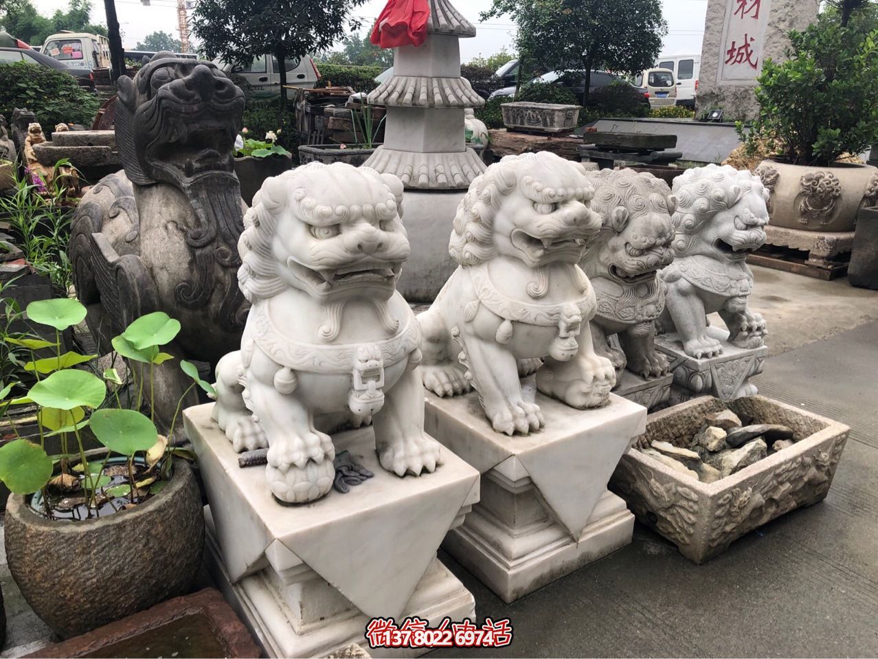 精美獅子雕塑，企業(yè)招財納福
