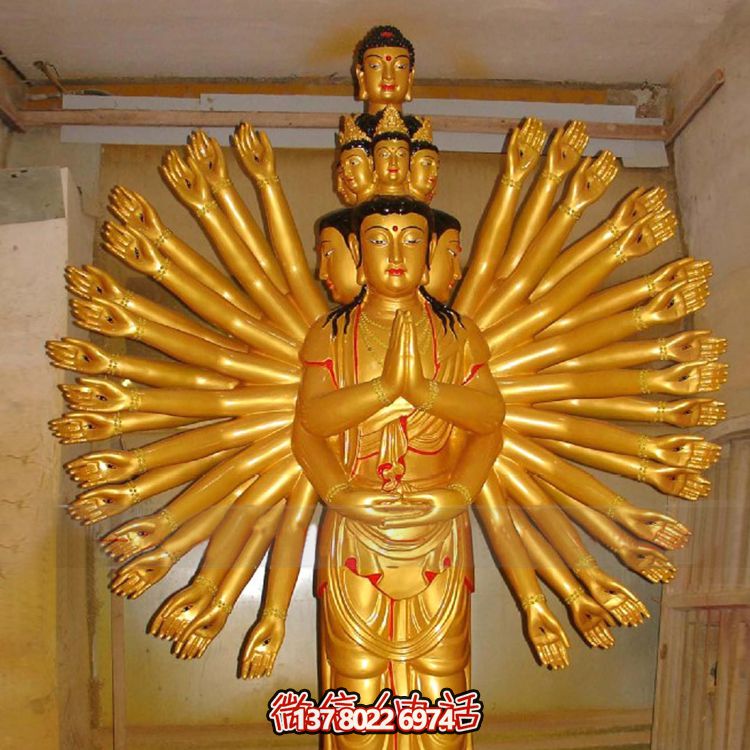 鎏金千手觀音大型雕塑，精美絕倫，醉人心魄