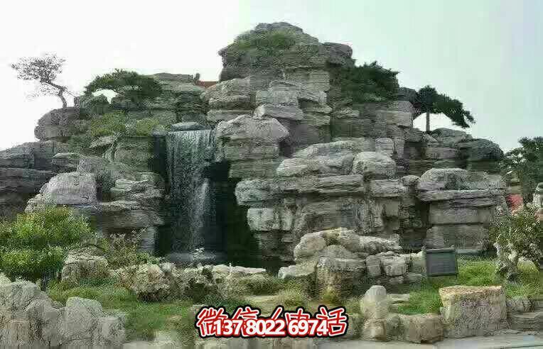 精美的景區(qū)園林，完美的假山流水?dāng)[放