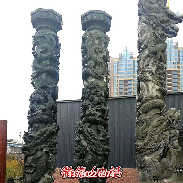 仿青石中國(guó)龍柱，為酒店門前增添靈動(dòng)氣息