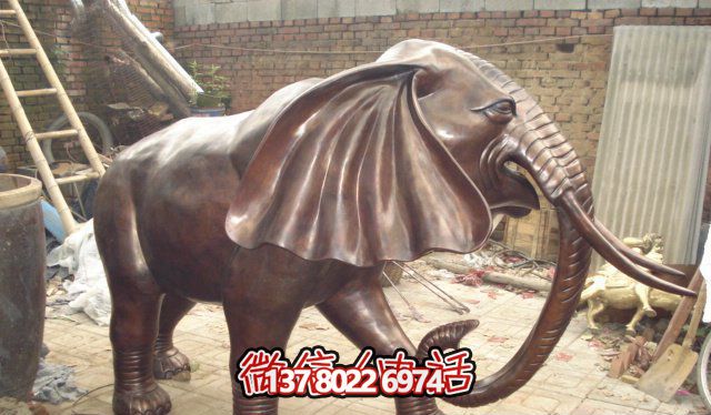 創(chuàng)意仿銅大象雕塑，美化環(huán)境景觀