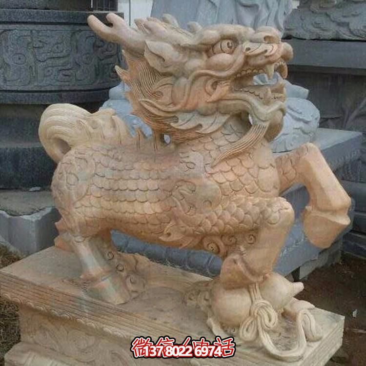 漢白玉獅子瑞獸石雕，給您的企業(yè)門前帶來(lái)吉祥福氣