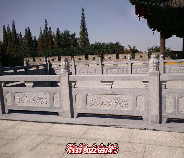 精美青石雕刻欄桿，為您的景區(qū)水池添彩