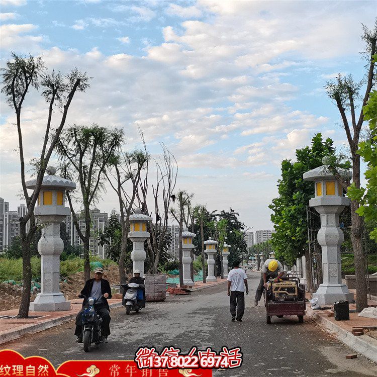 精美絕倫的大型石雕燈籠，專為園林路燈定制