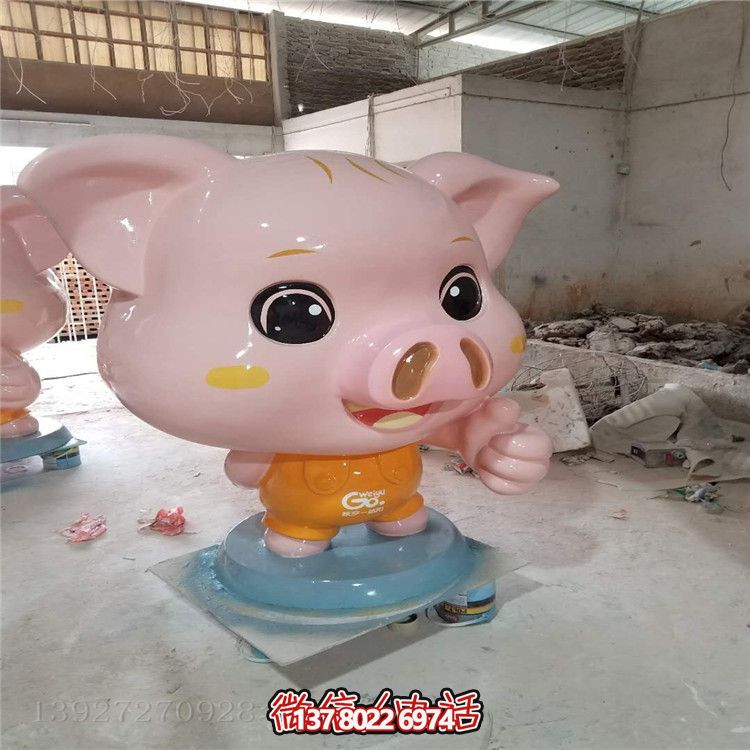 玻璃鋼豬雕塑，為您的店鋪、戶外公園增添熱鬧氣氛
