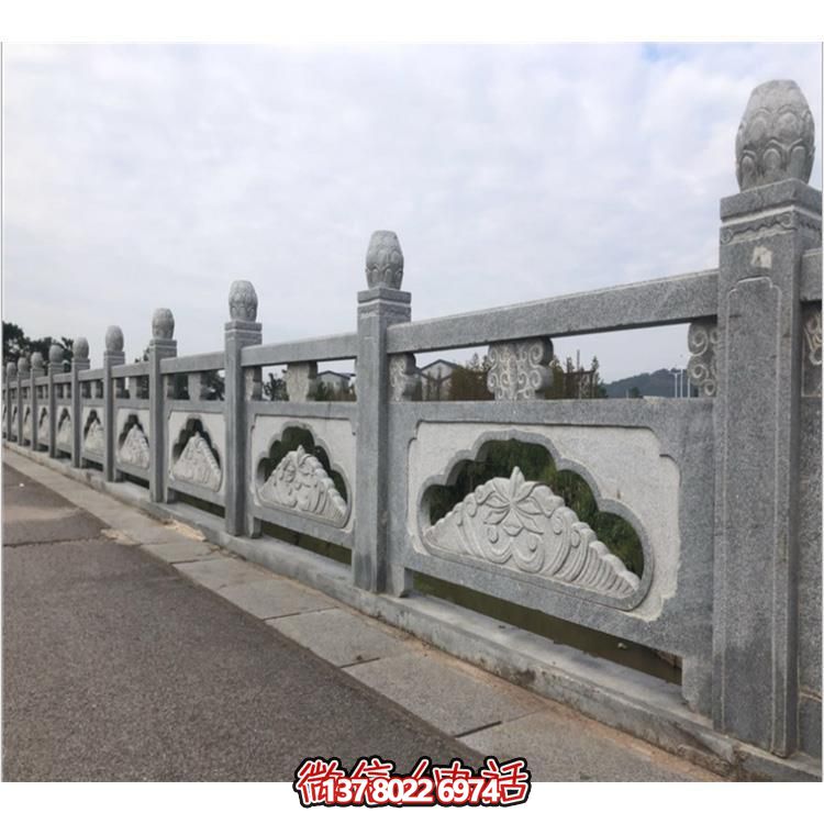 精致青石石雕欄桿，打造美麗公園景區(qū)