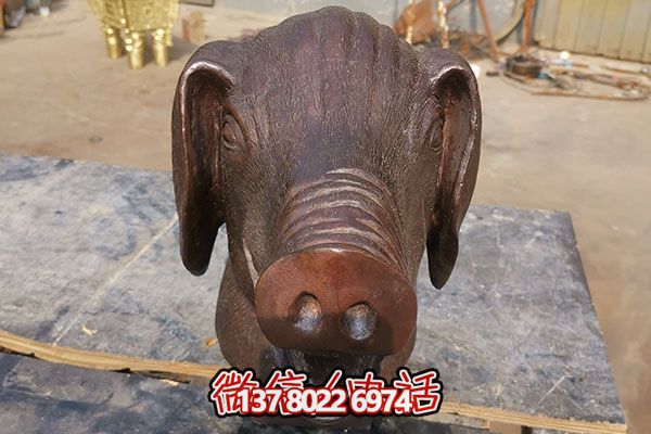 室外豬頭石雕雕塑，添加歡樂氣氛