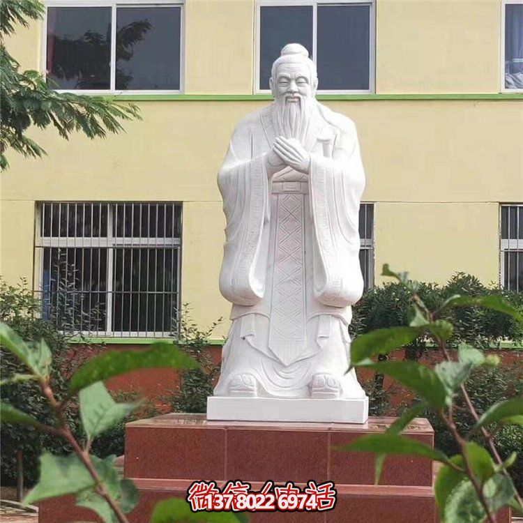 孔子雕像，傳承歷史文化